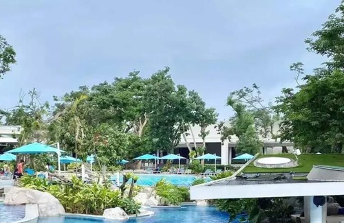 Maribago Condo | Modern Style flat w/ exceptional and majestic view of nature!