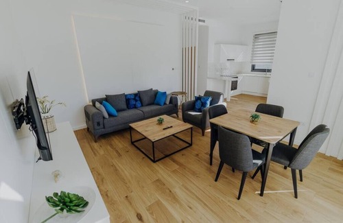 Tatlisu Apartment | Modern Suite Beachfront Getaway