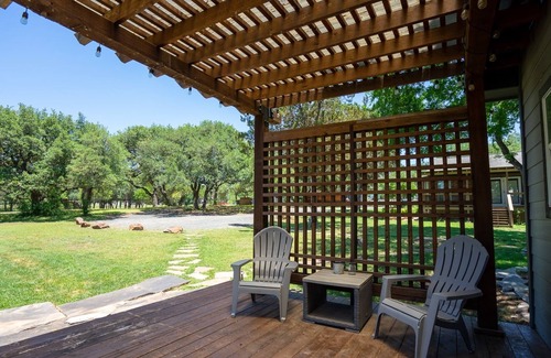 Canyon Lake House | Modern Tiny Home Near River, Lake & Pickleball Courts