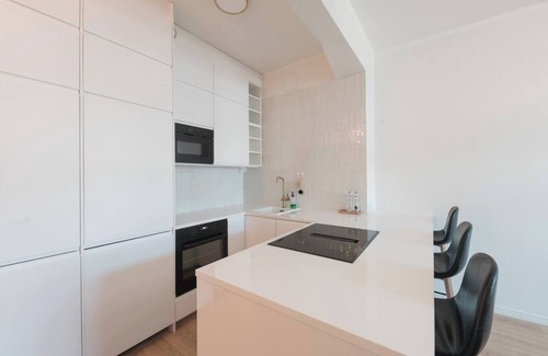 Kallio Apartment | Modern Top-Floor Apt. in Helsinki