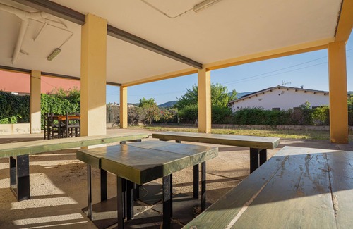 Macanet de Cabrenys House | Modern Town House in Maçanet
