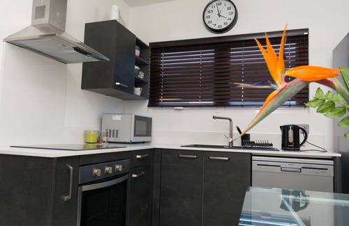 Mahebourg House | Modern Town House 5 Mins from the beach!