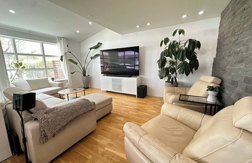 Mosfellsbaer House | Modern Townhouse in Mosfellsbær
