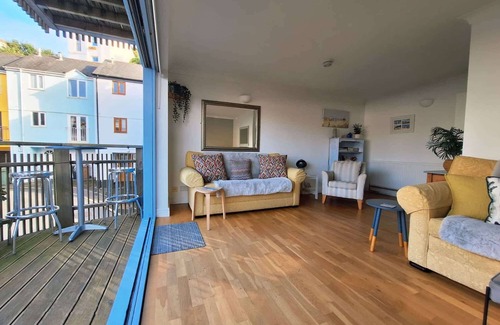 Turnchapel House | Modern Townhouse w/Waterside Views, Turnchapel