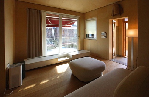 Pyeongtaek House | Modern traditional Korean house 5 minutes to Camp Humphreys