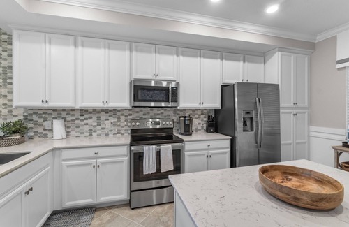 Naples Condo | 🌴Modern Treviso Bay Condo w/Resort-Style Amenities & Prime Naples Location
