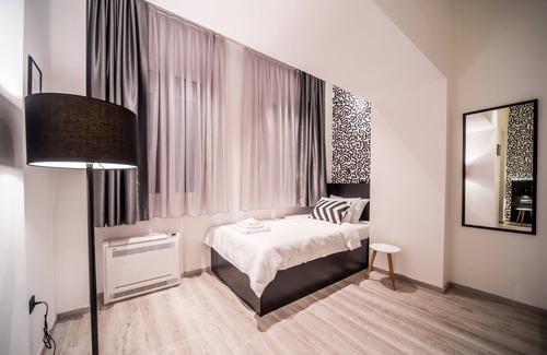 Downtown Apartment | Modern Tripple BB Studio Apartment in Center of Podgorica