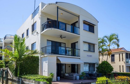 Bongaree Apartment | Modern Unit with Penthouse Views