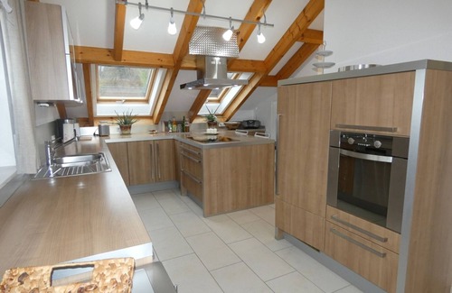 Bad Kreuznach District Apartment | Modern vacation apartment with 112 sqm - in the Sonnwald-Nahe nature park - with 2 balconies