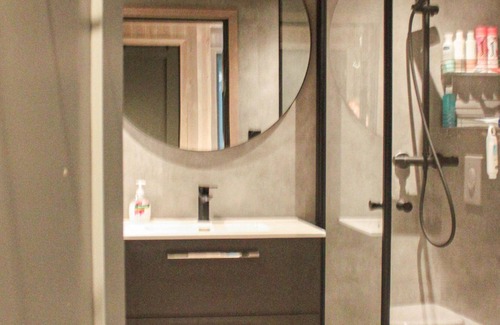 Nore og Uvdal Apartment | Modern vacation apartment with stylish decorative elements in the Uvdal Alpinsenter.
