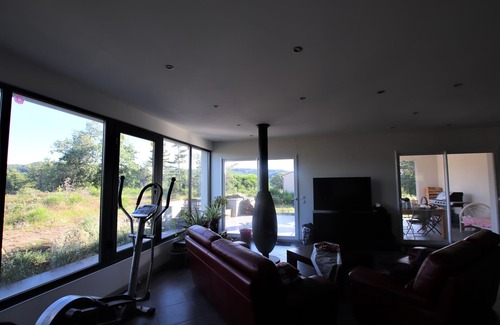 Marnhagues-et-Latour Villa | Modern villa with spa in the heart of nature