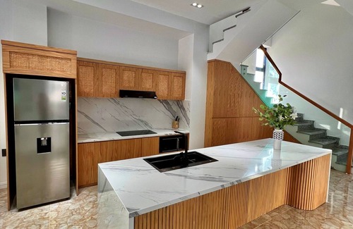 Thang Tam Villa | Modern Villa in the Heart of City with pool, karaoke, parkingn