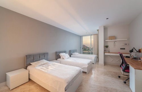 Bodrum City Center Villa | Modern Villa With Amazing sea View and Pool - 5 Min. From the Beach