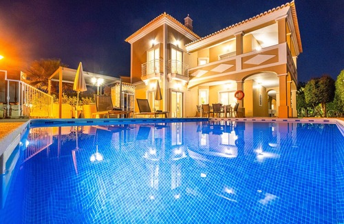Cerro de Aguia Villa | Modern villa with BBQ, heatable pool & sea view
