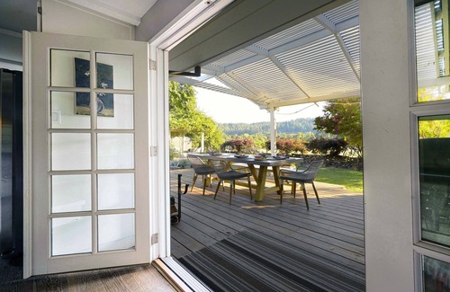 Healdsburg House | Modern Wine Country Cottage in Historic Healdsburg, Premiere Location