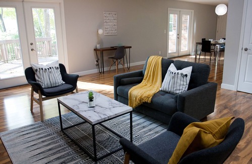 West Lafayette House | ‼️‼️ Modern Wooded Retreat ‼️‼️ 6min to Purdue