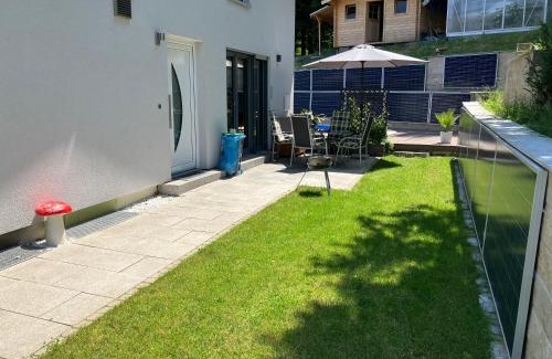 Siegsdorf Apartment | Moderne Ferienwohnung am Wald