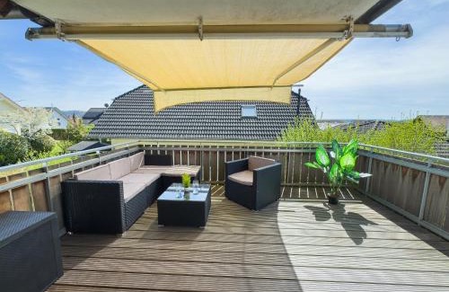 Gailingen Apartment | Moderne Luxus-Oase in Gailingen mit Garten, 2 Balkone, Nähe Bodensee & Rheinfall