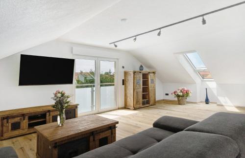 Rheinau Apartment | Moderne offene Dachgeschoßwohnung
