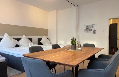 Mitte Apartment | Modernes Apartment 6 Personen Zentral 65qm WLAN gehobene Ausstattung