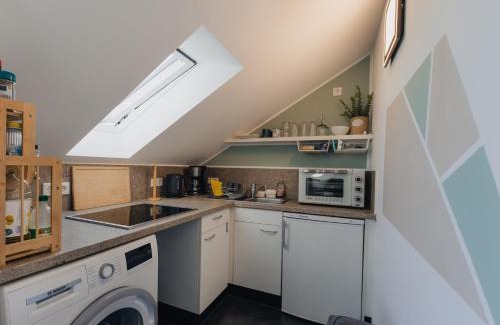 Grosswallstadt Apartment | Modernes Balkon Apart"One" - Toplage mit Parkplatz