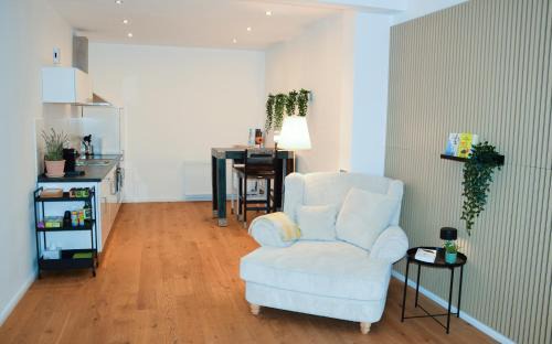 Gernsbach Apartment | Modernes Studio Appartement mit Leseecke
