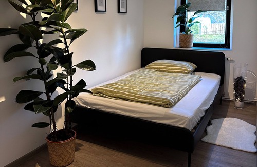 Buttelstedt Apartment | Modernes Studio im Weimarer Land!