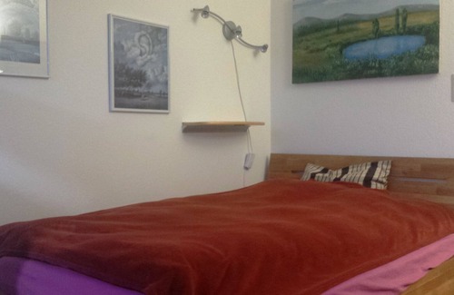 Bad Hoenningen Apartment | Modernized apartment with view of the Rhine in Bad Hönningen