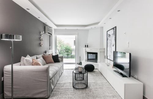 Khalandrion Apartment | Modernized & Spacious 2BD Apartment in Chalandri by UPSTREET