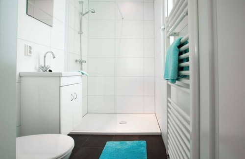 Aalst Ski Chalet | ✓ Module at Recreatiepark het Esmeer ✓ Holiday home for 5 persons ✓ Located in Aalst (Gelderland) ✓ Waterside holiday park ✓ Book directly through the park