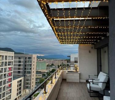 Brasov Apartment | MoHost Penthouse-Top Floor Luxury Mountains View-AC-