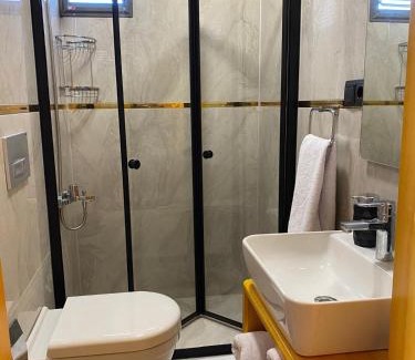 Ayvalik Hotel | Moj Dom Küçükköy