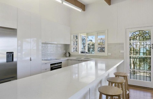 Lorne House | Mojo