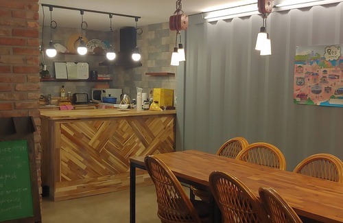 Mokpo House | Mokpo White Windmill Guesthouse