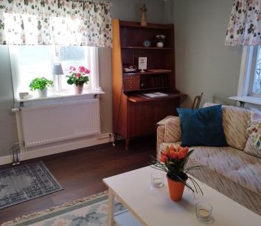 Lovsjo Bed & Breakfast | Molidens Gästgiveri Jönköping