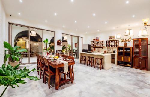 Cam An Villa | Molila Villa Hoi An by Class6