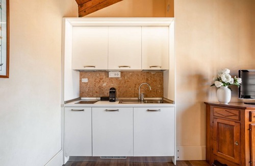 Molina Apartment | Molino Stucky Residence Mascareta Suite