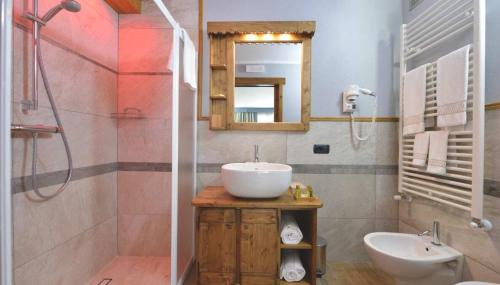 Cervinia Hotel | Mollino Rooms by Skilink (Winter)