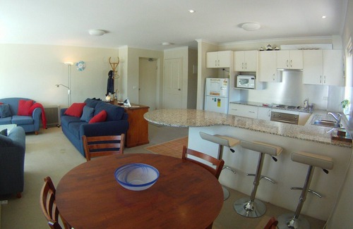 Mollymook Beach Apartment | Mollymook Sands - Unit 14. Walk to cafes, shops and beach.