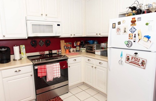 Tallahassee Condo | Momma's House! Great location in quiet neighborhood.