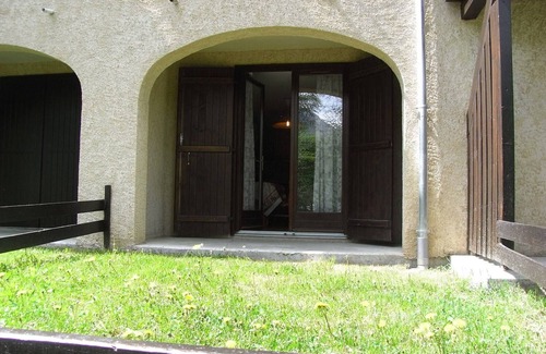 Monetier-les-Bains Apartment | Monêtier Les Bains - 3-room apartment with garden, renovated, near Grands Bains