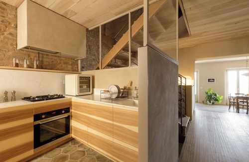 Monforte d'Alba Bed & Breakfast | MON Suite