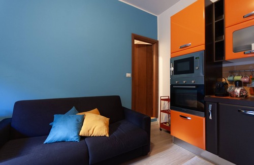 Cascina dei Pomi Apartment | Monet House | 10 minutes from Duomo
