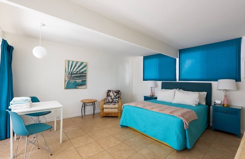 Desert Park Estates House | Monkey Tree Hotel 3 by AvantStay | Stylish Hotel in Palm Springs w/Pool!