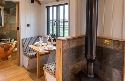 Great Witley Cabin | Monkwood Shepherd’s Hut