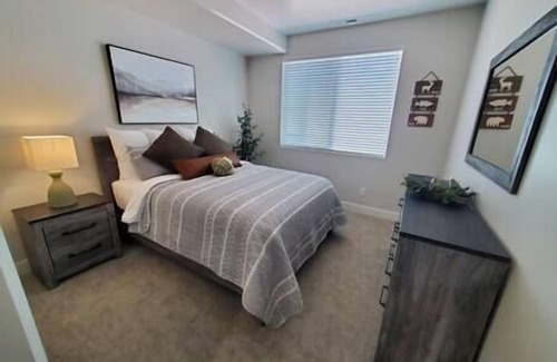 Richfield Apartment | Monroe Mountain Suite - Castle Rock Condos