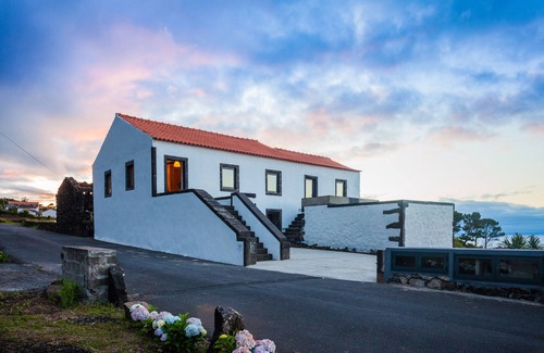 Sao Roque do Pico House | Mont Blanc Pico Island Sea
