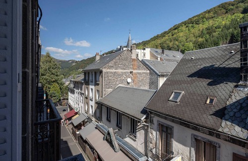 Mont-Dore Apartment | Mont-Dore - Charming 2 Bedroom Apt in Center with WIFI, 6 pers