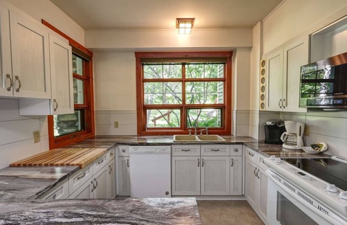 Tremblant-Les-Eaux Condo | Mont-Tremblant - Tremblant-Les-Eaux 201-01