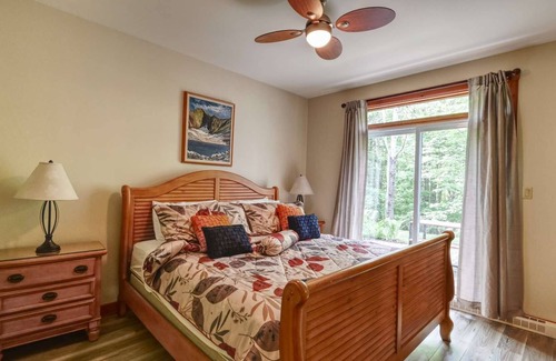 Tremblant-Les-Eaux Condo | Mont-Tremblant - Tremblant-Les-Eaux 201-01